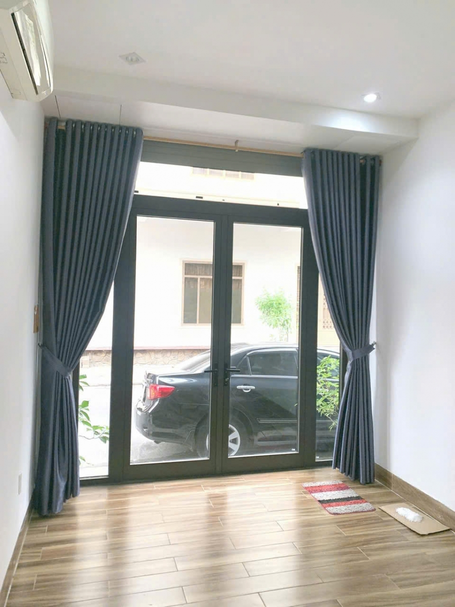 Màn cửa 103